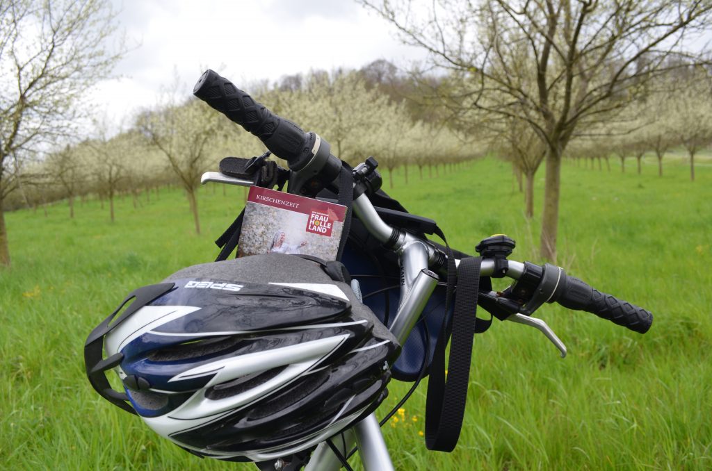 Rad An Der Kirschplantage Kirschradweg Wendershäuser Aue (c)Claudia Krabbes